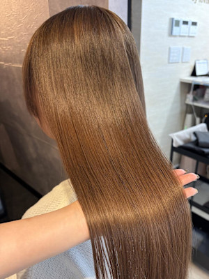 《鈴木茉奈》ミルクティブラウン/透明感/ブリーチ