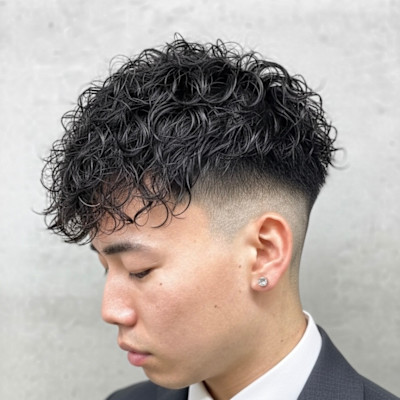 上げも下ろしも出来るショートパーマ