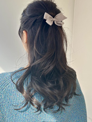 レイヤーハーフアップ