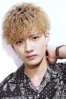 すっきり束感ショートマッシュ