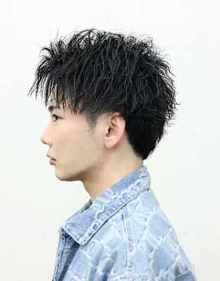 ソフトツイスト アップバング ショート