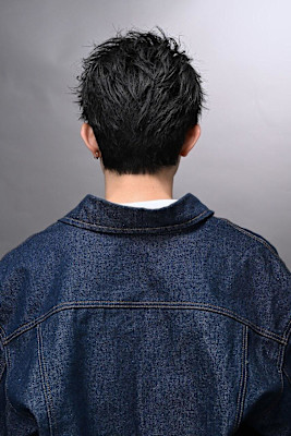 短髪大人アップバング