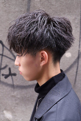 【シャープな質感】ソフトツイストショートマッシュ