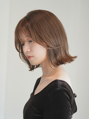 切りっぱなしショート・ボブ/絶壁解消/前髪あり/20代