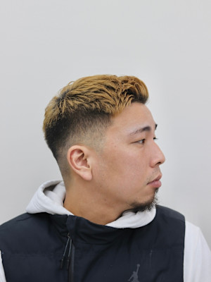 フェザーアップミドルフェード