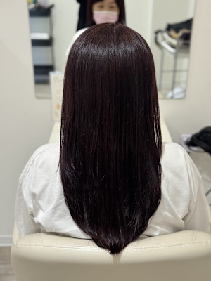 ピンクパープルカラーも映える艶髪