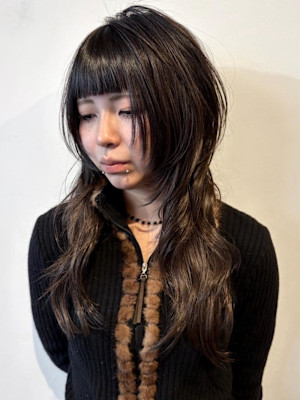 重めバング×ナチュラルロングウルフ