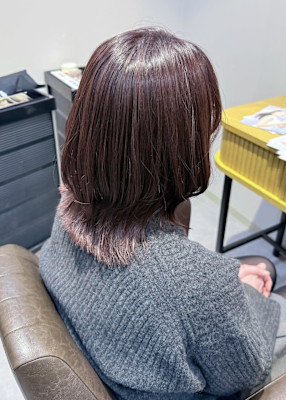 ミディアムレイヤーカット×ラベンダーブラウン