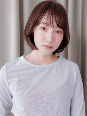 ココアブラウン顔周りカット伸ばしかけ小顔丸みボブ30代40代