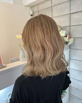 【浅草BINNA】王道ベージュ1回ブリーチ