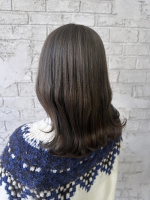 オリーブミルクティー ブラウンカラー ブリーチダブルカラー