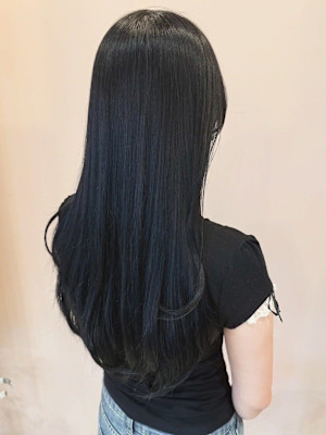 ダークグレージュ 透明感カラー 髪質改善 レイヤーカット