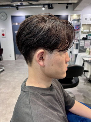 miu&宇都宮良太　メンズトレンドセンターパート