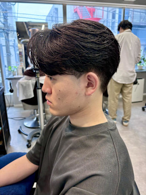 miu&宇都宮良太　メンズトレンドセンターパート