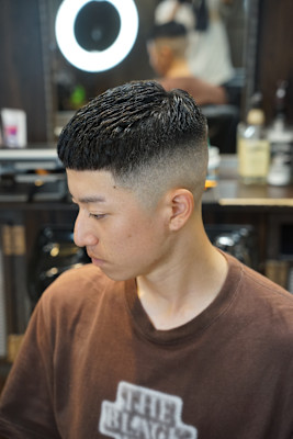 スキンフェード　クロップスタイル