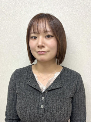 ヘイリーボブ/ハネバング/顔まわりカット/ベージュカラー