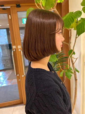 前上がりレイヤーボブ