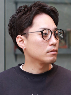 ビジネスヘア アップバング ツーブロック メンズショート