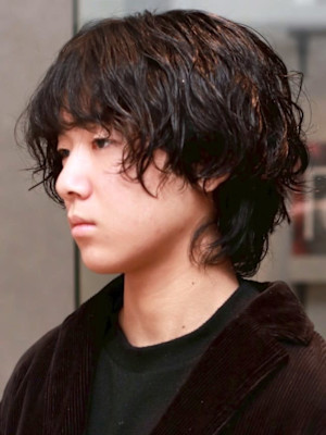 ミディアムパーマ マッシュウルフ ニュアンスパーマ 30代