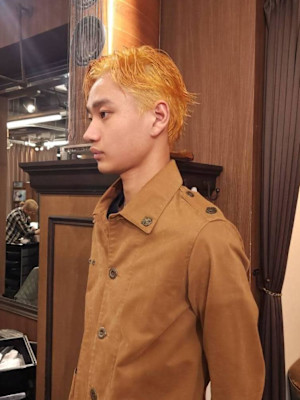 ムラ感ハイトーンショート　ブリーチ メンズショート