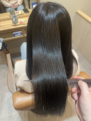 オリーブブラウン：２０代～６０代