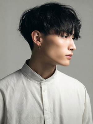 ツーブロックマッシュ 刈り上げショート ビジネス 20代