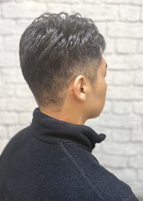 ナチュラル七三アップバング