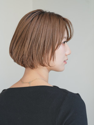 丸みショート・ボブ/丸顔/前髪あり/絶壁解消/３0代/４0代