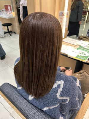 赤みなしベージュカラー