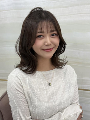 《鈴木茉奈》オリーブブラウン/赤み消しカラー/大宮