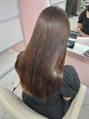 【浅草BINNA】ブリーチ履歴あり縮毛矯正