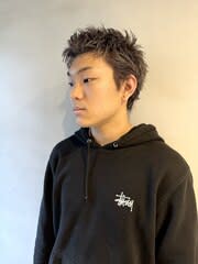 グレー×スパイキーショート