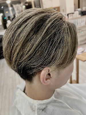 美容室oveR（オーバー）×スタイル