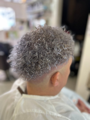 美容室oveR（オーバー）×スタイル