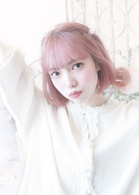 ☆前髪ぱっつんマチルダボブ☆ピンクベージュ☆
