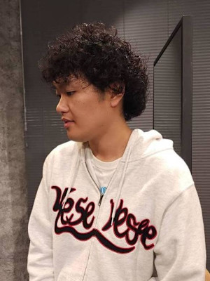 ハードパーマなマッシュウルフボブ メンズパーマ