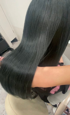 ブルーブラック 髪質改善ケアストレート
