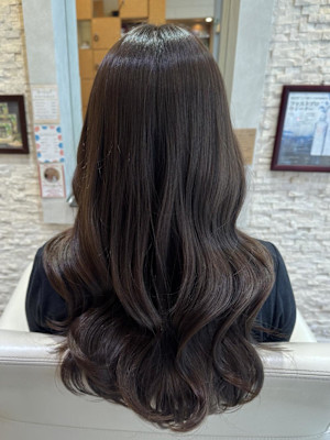 透明感たっぷりグレージュカラー