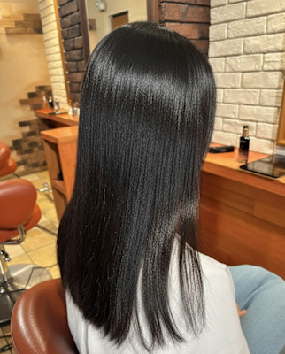 潤い溢れる！至高の艶を纏うシルキーロング【059スタイル】