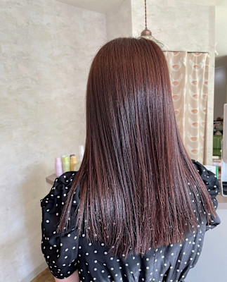 ロングヘアー×ボルドーカラー