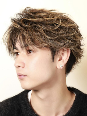 コンマバングフェザーショート