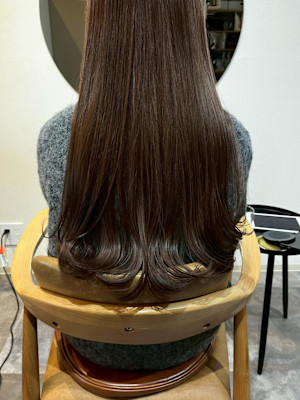 ブラウンベージュ/髪質改善トリートメント/20代ストレート