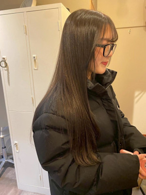 大人グレージュ/髪質改善カラー/ロング/20代