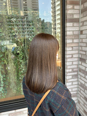 シアーベージュ