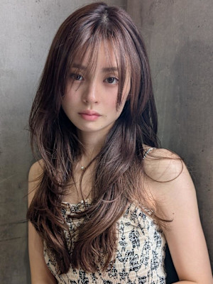 韓国風フェミニンロングレイヤー