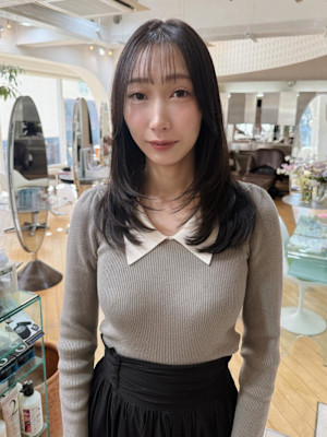 ミディアムレイヤー×グレージュ