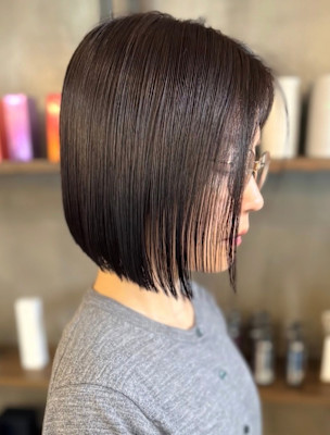 ツヤ感コンパクトボブ