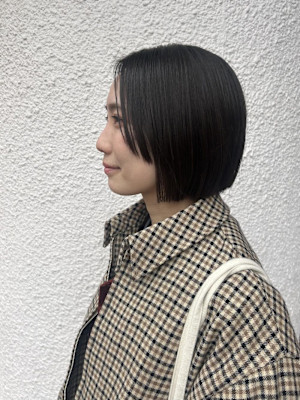 【ユキ】ぷつっとラインで魅せるモードボブ