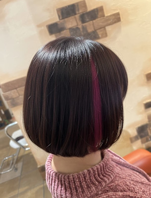 大人可愛い！ピンクのインナーカラーボブ【075スタイル】
