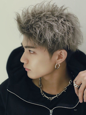 無造作オーバーアップ